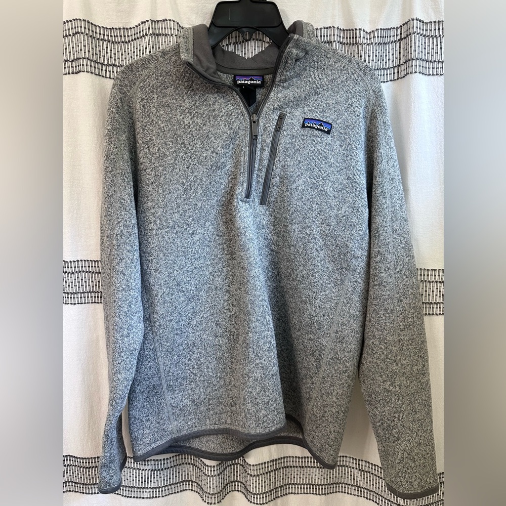 Patagonia Men's quarter Zip-Up Sweater in Heather Gray